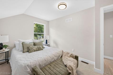 2148 W 21st Place Cleveland OH 44113