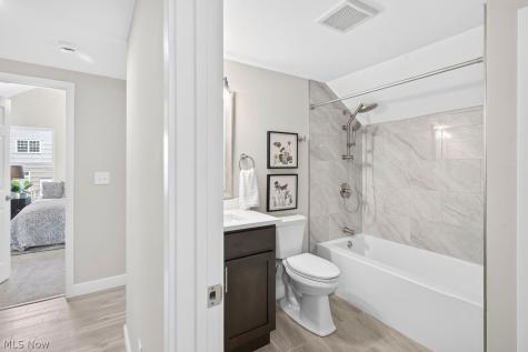 2148 W 21st Place Cleveland OH 44113