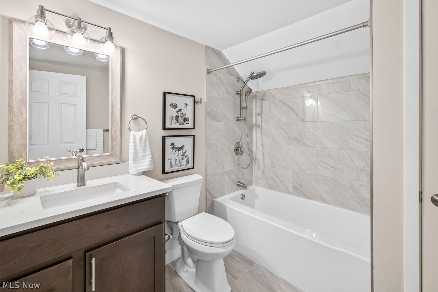 2148 W 21st Place Cleveland OH 44113