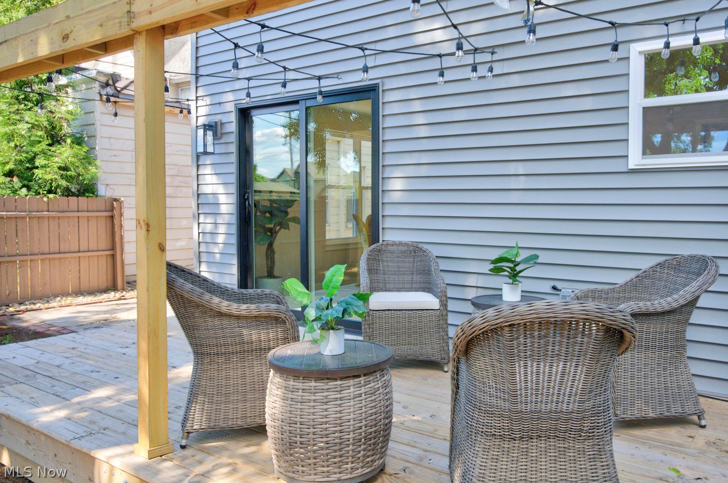 2148 W 21st Place Cleveland OH 44113