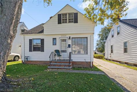 19264 Stockton Avenue Maple Heights OH 44137