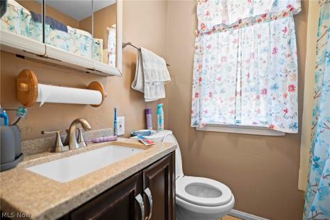 19264 Stockton Avenue Maple Heights OH 44137