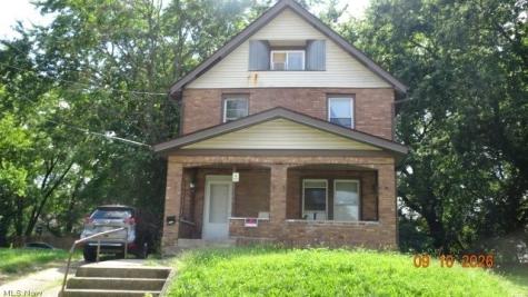 1194 Laird Akron OH 44320