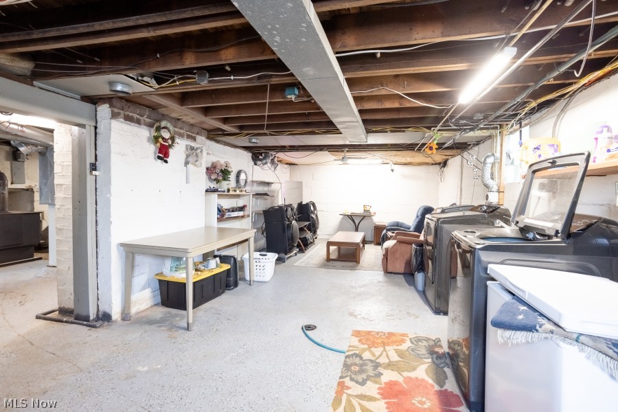 1437 Brooklyn Avenue Canton OH 44710