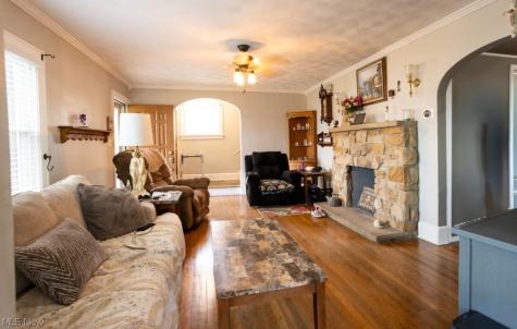 1437 Brooklyn Avenue Canton OH 44710
