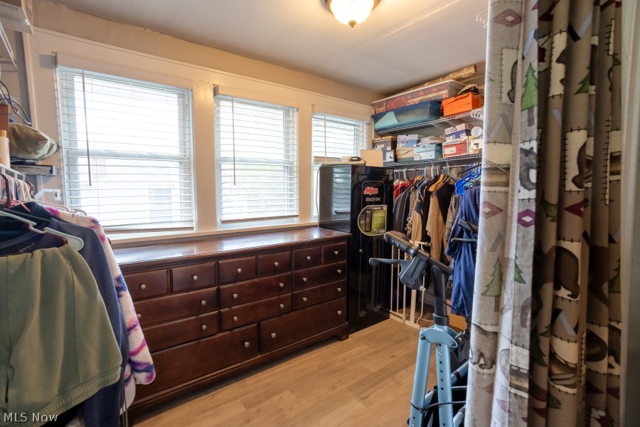 1437 Brooklyn Avenue Canton OH 44710