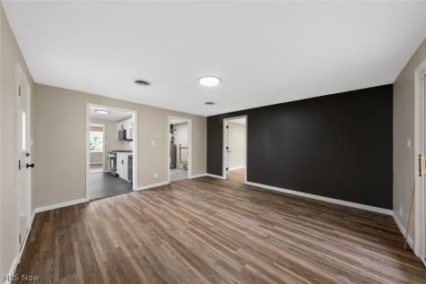 208 S Roanoke Avenue Youngstown OH 44515