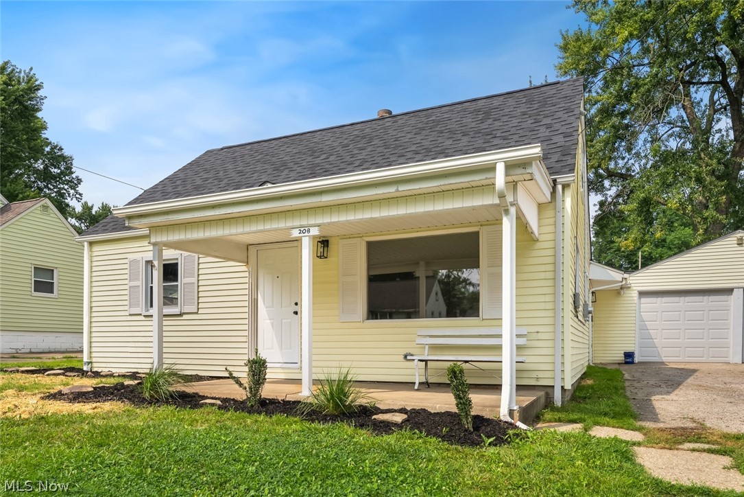 208 S Roanoke Avenue Youngstown OH 44515