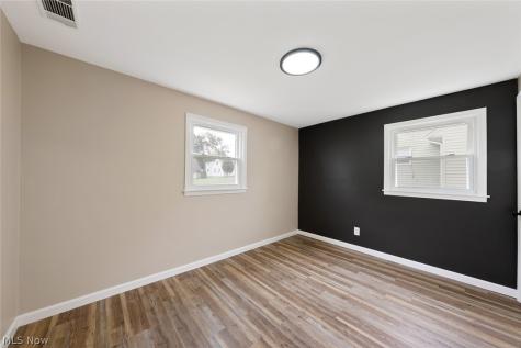 208 S Roanoke Avenue Youngstown OH 44515