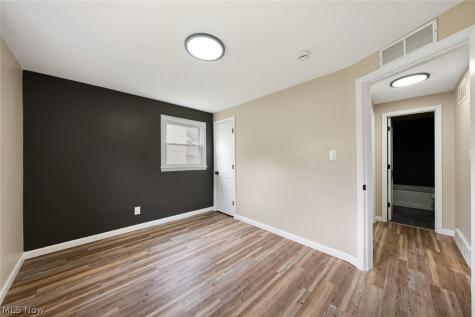 208 S Roanoke Avenue Youngstown OH 44515