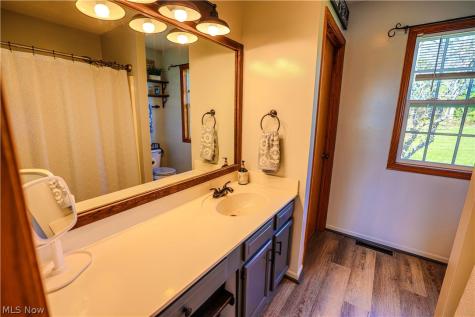 9142 Lisbon Street E East Canton OH 44730