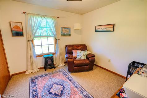 9142 Lisbon Street E East Canton OH 44730
