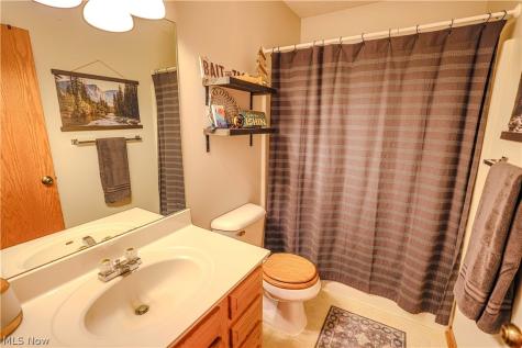 9142 Lisbon Street E East Canton OH 44730