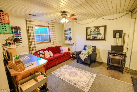 9142 Lisbon Street E East Canton OH 44730