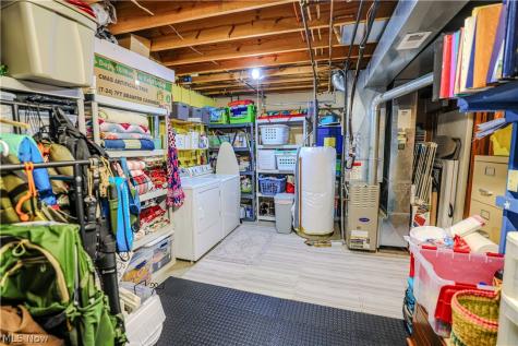 9142 Lisbon Street E East Canton OH 44730