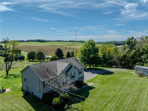 9142 Lisbon Street E East Canton OH 44730