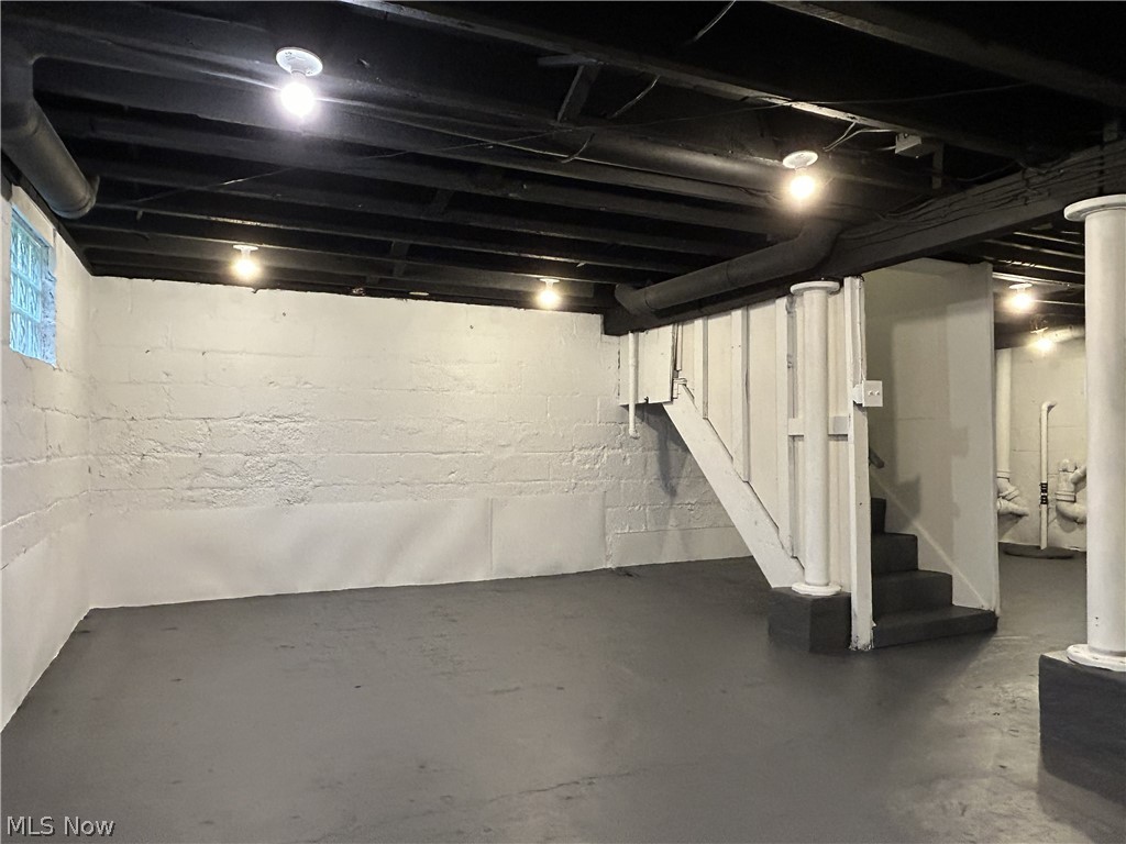 495 Delmar Avenue Akron OH 44310