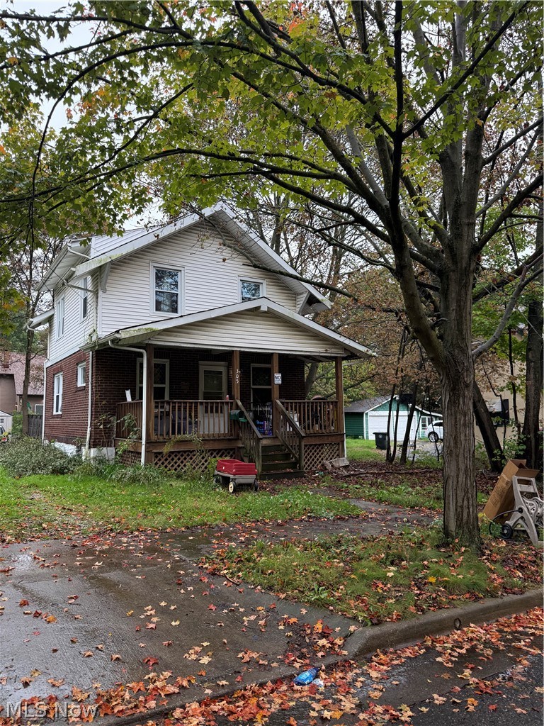 305 Bowmanville Street Akron OH 44305