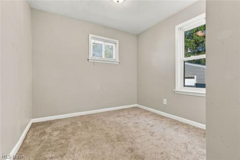 113 Adams Avenue Cuyahoga Falls OH 44221
