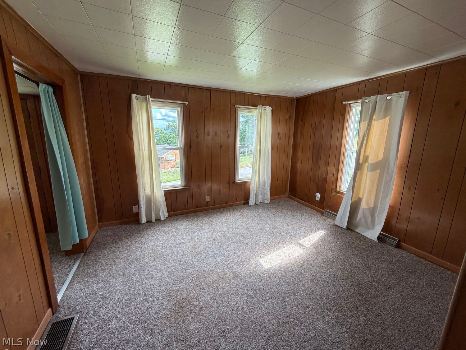 290 W Wood Street Shreve OH 44676