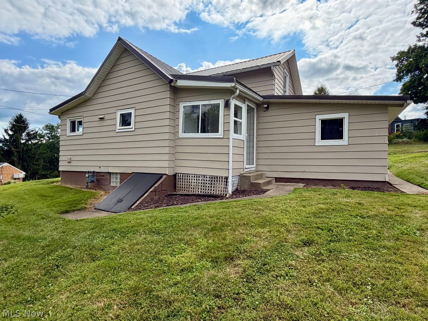 290 W Wood Street Shreve OH 44676