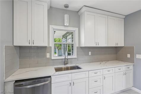 4012 Bluestone Road Cleveland OH 44121