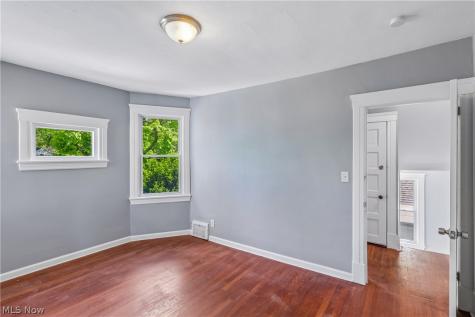 4012 Bluestone Road Cleveland OH 44121