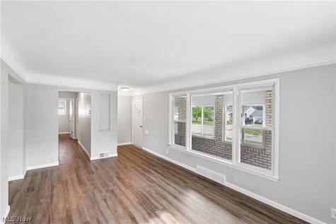 11605 Harold Drive Cleveland OH 44130