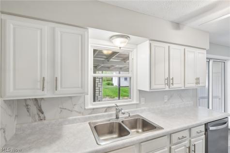 11605 Harold Drive Cleveland OH 44130