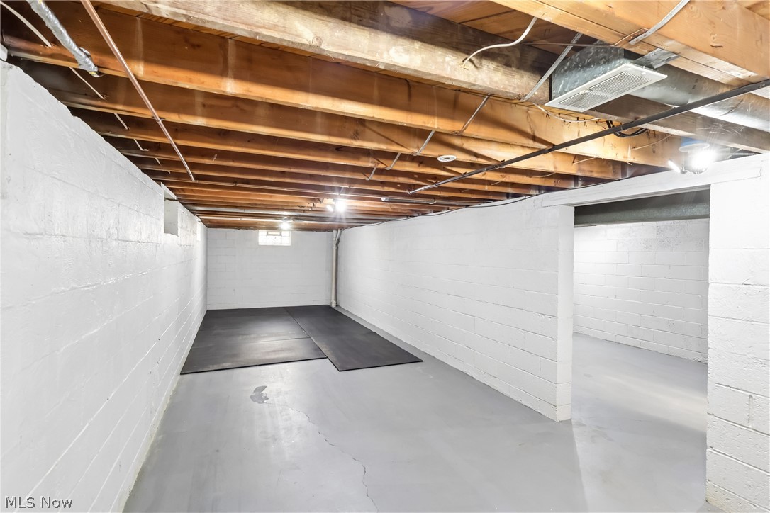 11605 Harold Drive Cleveland OH 44130