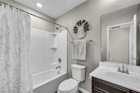 6530 Wisteria Lane Medina OH 44256