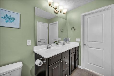 6530 Wisteria Lane Medina OH 44256