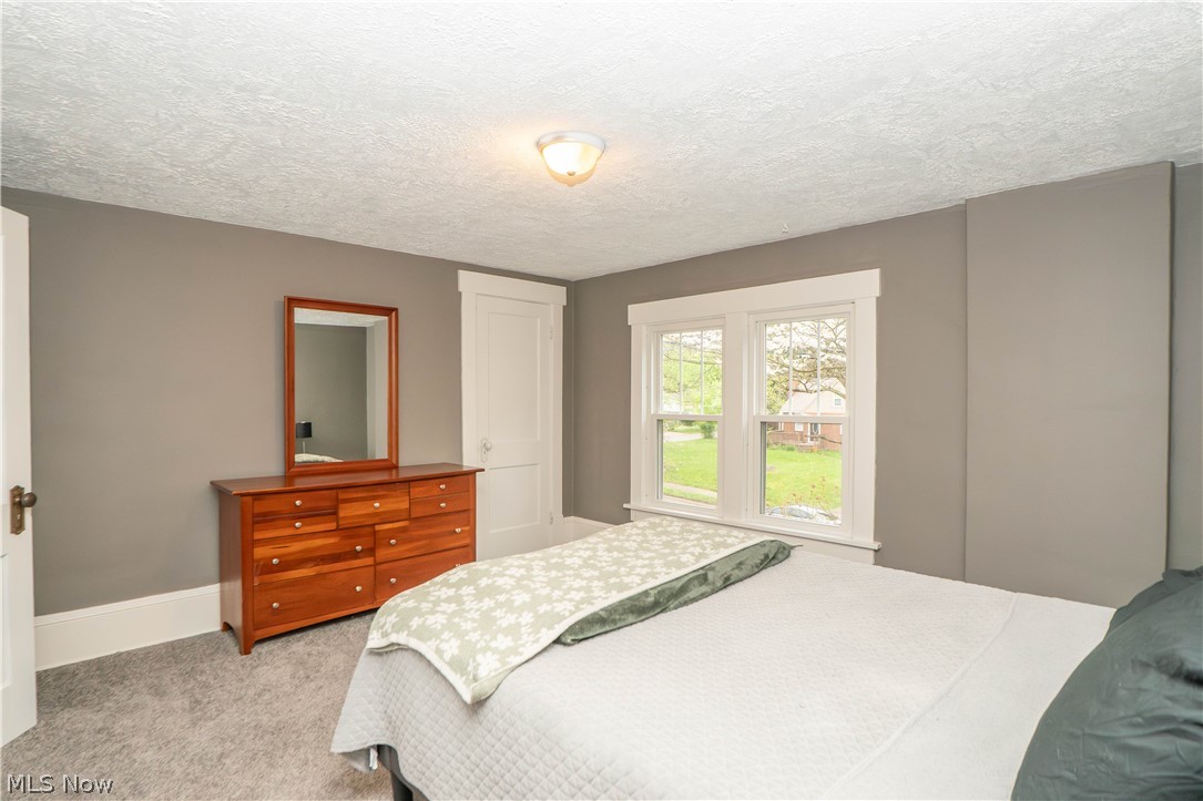 160 Everhard Road SW North Canton OH 44709