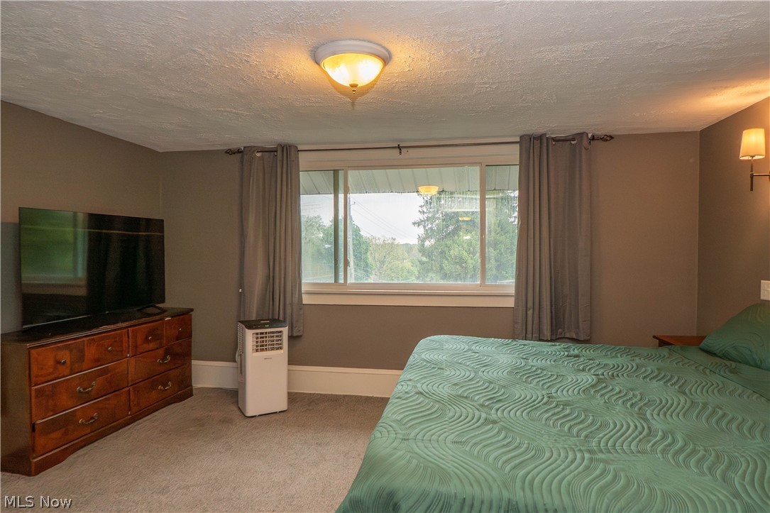 160 Everhard Road SW North Canton OH 44709