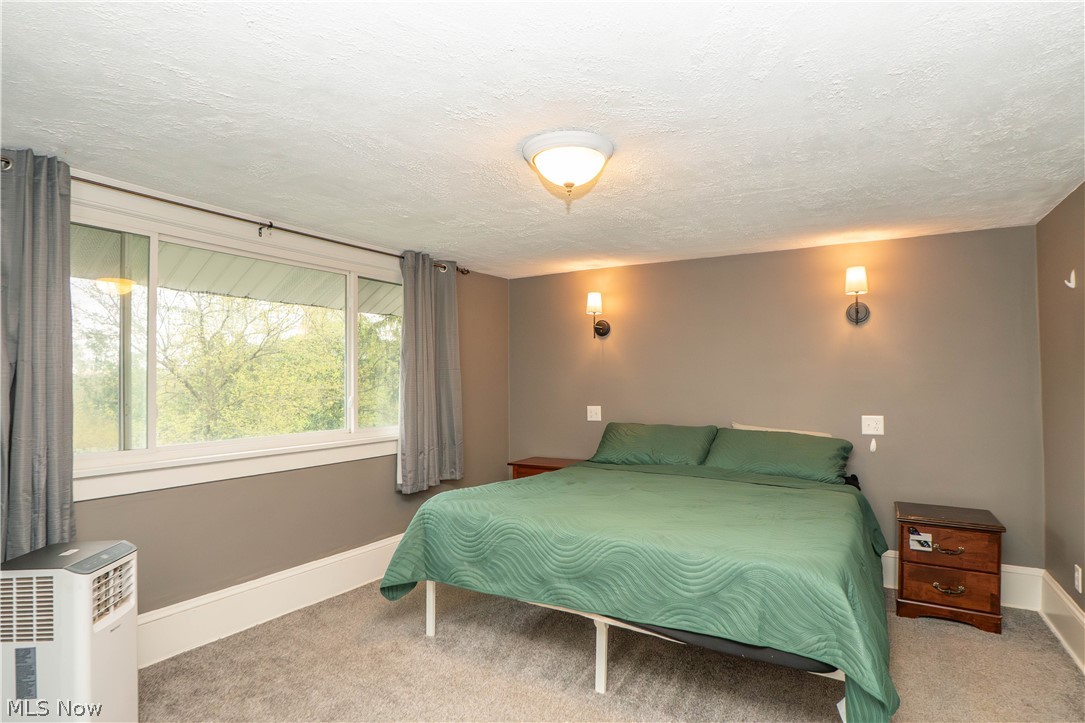 160 Everhard Road SW North Canton OH 44709