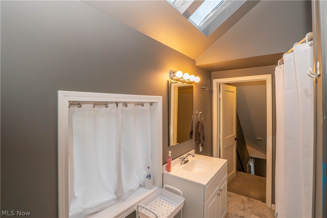 160 Everhard Road SW North Canton OH 44709