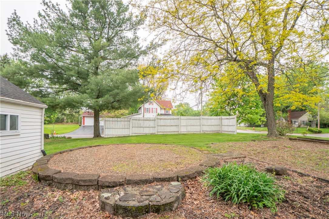 160 Everhard Road SW North Canton OH 44709
