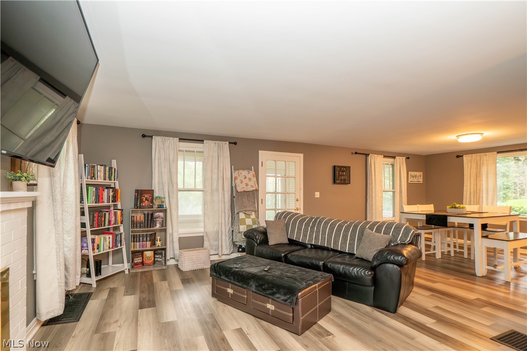 160 Everhard Road SW North Canton OH 44709