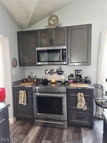 14010 Bennington Boulevard Middleburg Heights OH 44130