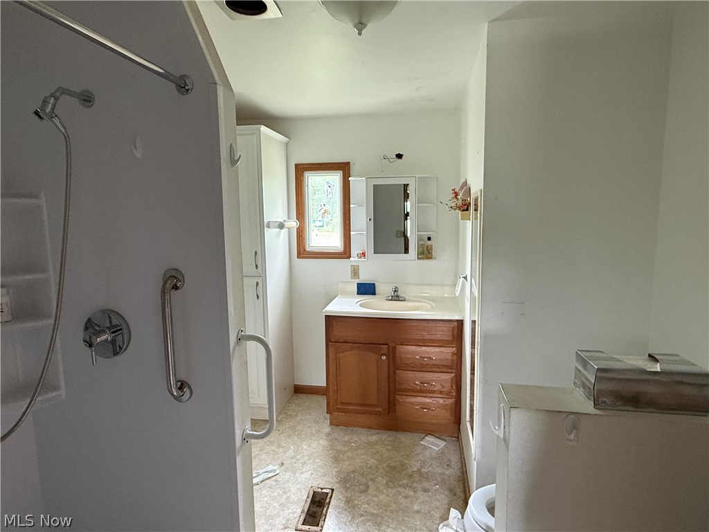 54552 Sarahsville Road Senecaville OH 43780