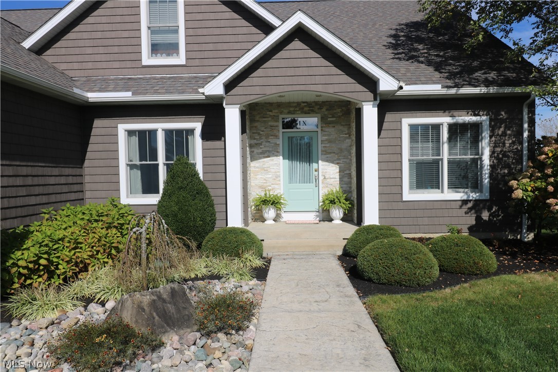 6 Lake View Court Norwalk OH 44857
