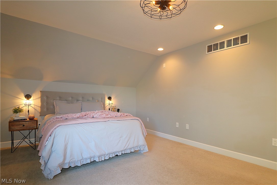 6 Lake View Court Norwalk OH 44857