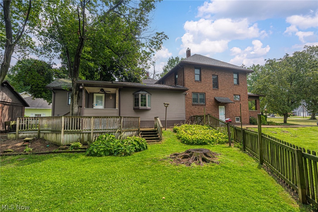 1518 Prospect Street Coshocton OH 43812