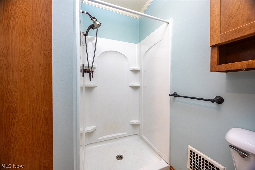 1518 Prospect Street Coshocton OH 43812