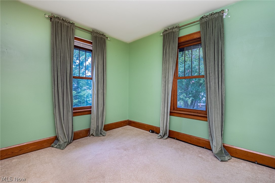 1518 Prospect Street Coshocton OH 43812