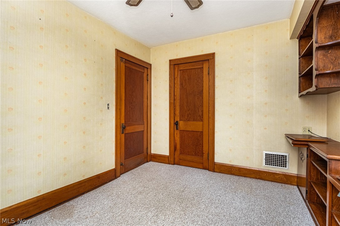 1518 Prospect Street Coshocton OH 43812