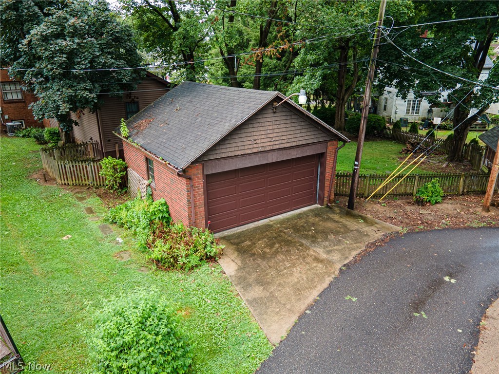 1518 Prospect Street Coshocton OH 43812