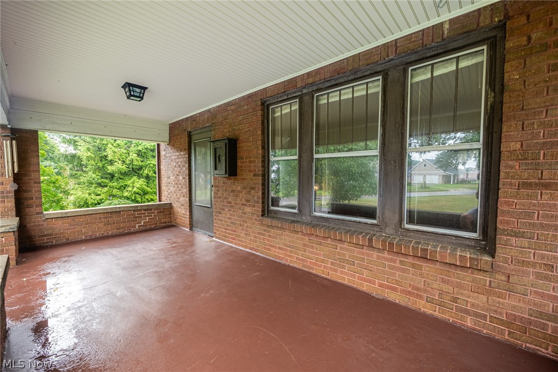 1518 Prospect Street Coshocton OH 43812