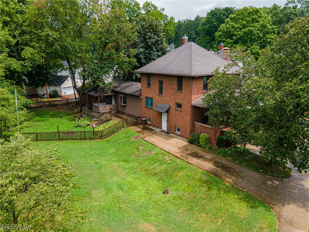1518 Prospect Street Coshocton OH 43812