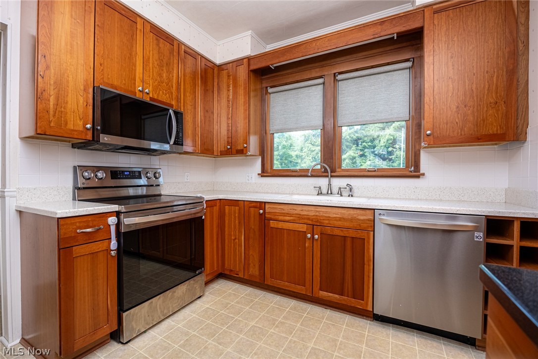 1518 Prospect Street Coshocton OH 43812